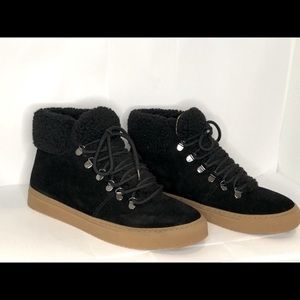 New men’s boot sneakers